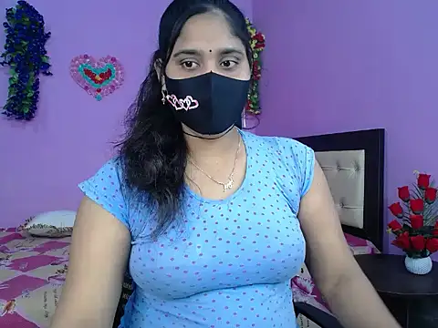 Hot Maleka online show from 03.07.26