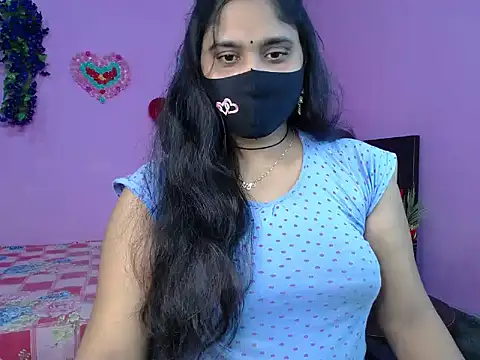 Hot Maleka online show from 04.04.26