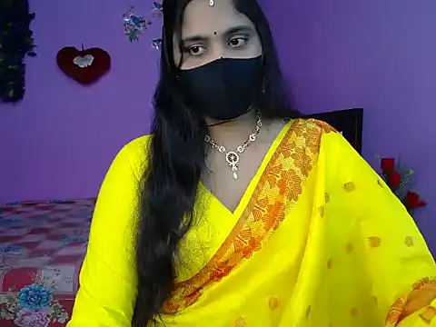 Hot Maleka online show from 05.05.26