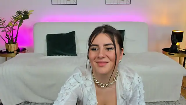 Snapshot of Evelyn___Sweet chatting on 02.26.25 Evelyn   Sweet online show from 02.26.25