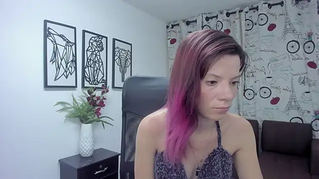 DanaaRey online show from 02.19.25