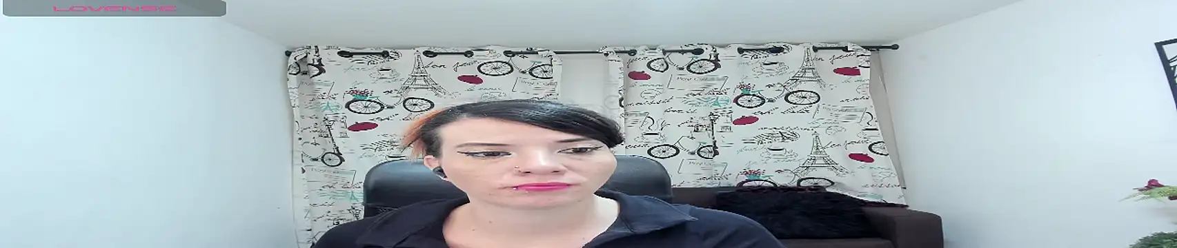 DanaaRey online show from 10.22.25