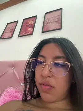 Tamara Roberts1 online show from 12.08.24