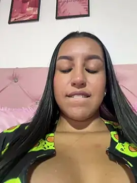 Tamara Roberts1 online show from 01.26.25