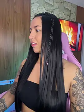 Tamara Roberts1 online show from 03.23.25