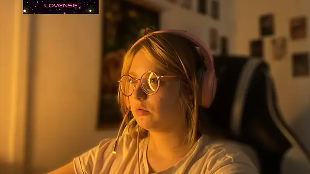 JacyWinslat online show from 09.29.25