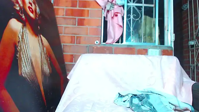 DOMINANTE KLOE  online show from 12.09.24