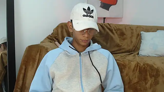 Nick Collins18 online show from 11.02.25