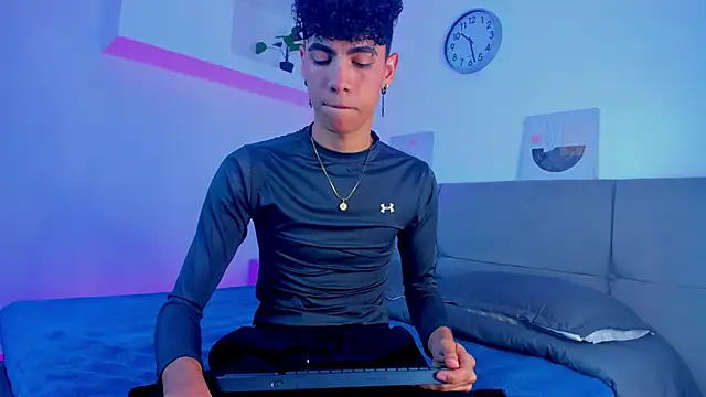 NeoRaptis online show from 01.04.25