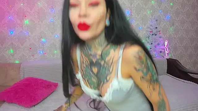 Snapshot of Megan_Black_Moon chatting on 12.26.24 Megan Black Moon online show from 12.26.24