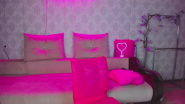 Snapshot of Megan_Black_Moon chatting on 12.02.25 Megan Black Moon online show from 12.02.25