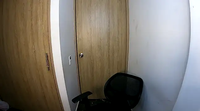 hot quenn online show from 12.28.24