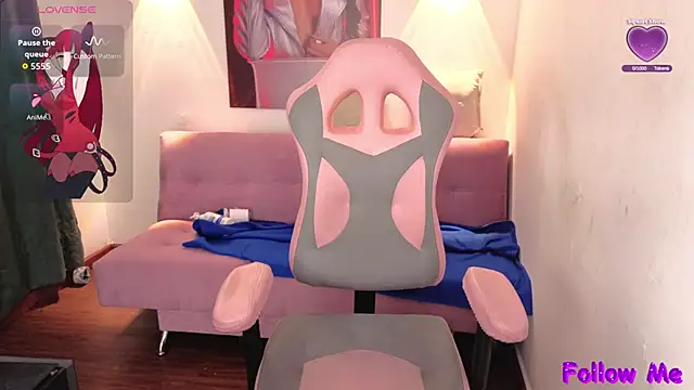 vittorialombardi   online show from 10.10.25