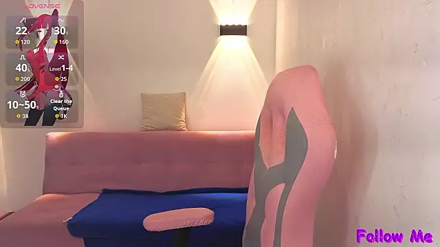 Snapshot of vittorialombardi__ chatting on 02.13.26 vittorialombardi online show from 02.13.26