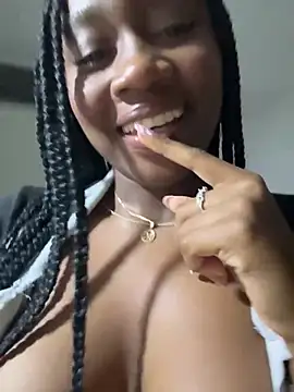 Snapshot of EscorpiLeoncita chatting on 03.04.26 EscorpiLeoncita online show from 03.04.26