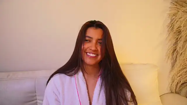 Rebeca Williams  online show from 02.13.25