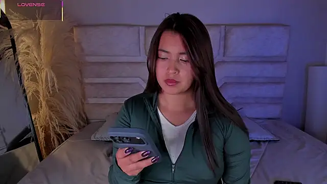 Rebeca Williams  online show from 02.02.26