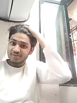 Snapshot of heartless__95 chatting on 02.06.25 heartless 95 online show from 02.06.25