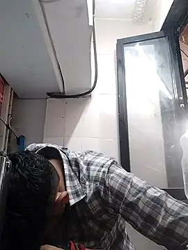 Snapshot of heartless__95 chatting on 02.11.25 heartless 95 online show from 02.11.25