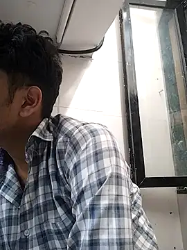 Snapshot of heartless__95 chatting on 02.25.25 heartless 95 online show from 02.25.25