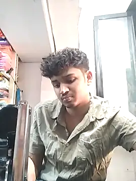 Snapshot of heartless__95 chatting on 02.26.25 heartless 95 online show from 02.26.25