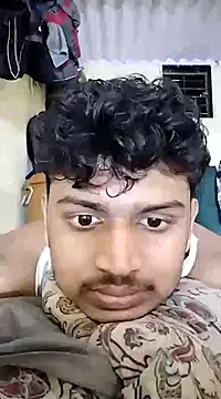 Snapshot of heartless__95 chatting on 03.05.25 heartless 95 online show from 03.05.25