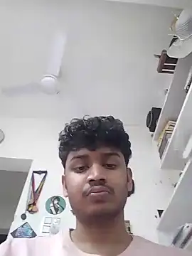 Snapshot of heartless__95 chatting on 03.14.25 heartless 95 online show from 03.14.25