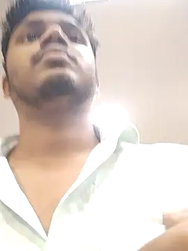 Snapshot of heartless__95 chatting on 09.27.25 heartless 95 online show from 09.27.25