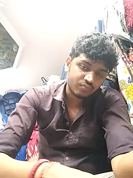 Snapshot of heartless__95 chatting on 10.06.25 heartless 95 online show from 10.06.25