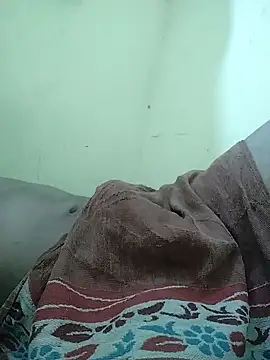 Snapshot of heartless__95 chatting on 10.07.25 heartless 95 online show from 10.07.25