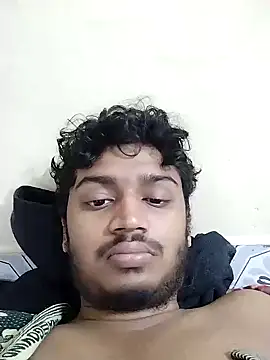 Snapshot of heartless__95 chatting on 10.25.25 heartless 95 online show from 10.25.25