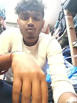 Snapshot of heartless__95 chatting on 02.10.26 heartless 95 online show from 02.10.26