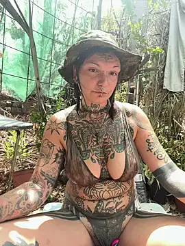 lizzardqueeen online show from 08.05.26