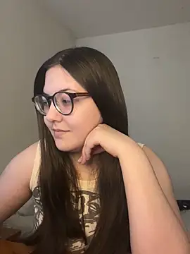 Snapshot of Prudie_Gabriella chatting on 11.05.25 Prudie Gabriella online show from 11.05.25