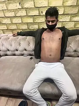 Snapshot of John_desihunk chatting on 01.18.25 John desihunk online show from 01.18.25