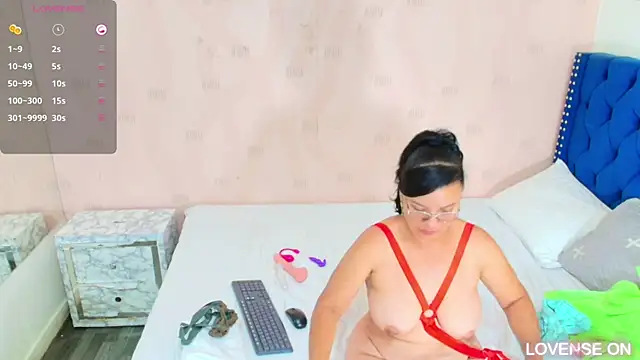 Snapshot of hotlatinateacher chatting on 03.16.25 hotlatinateacher online show from 03.16.25