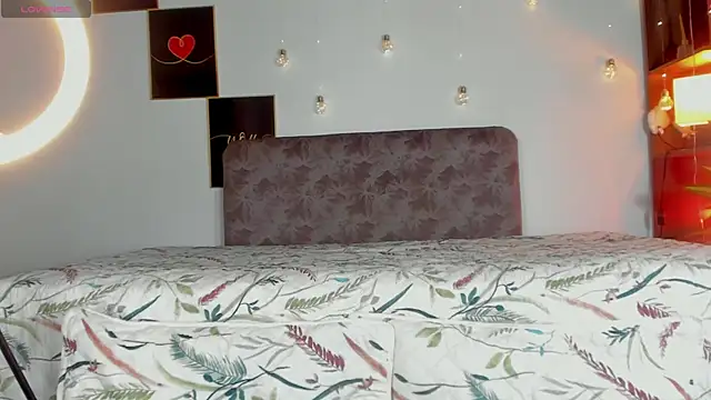 Snapshot of angelinepossy chatting on 01.31.25 angelinepossy online show from 01.31.25