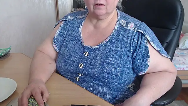 Snapshot of Norimara chatting on 01.16.26 Norimara online show from 01.16.26