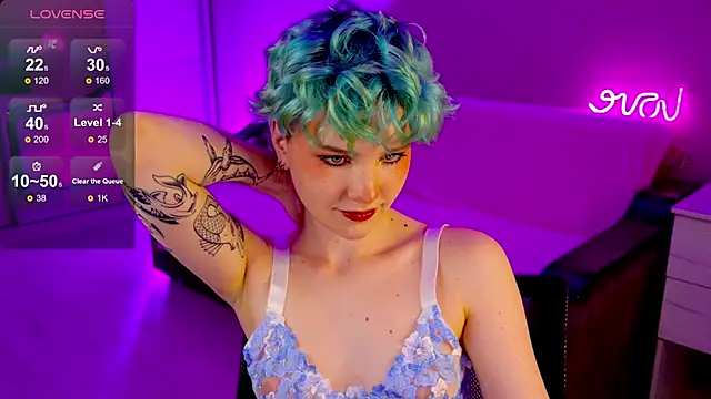 Snapshot of School_Love chatting on 12.11.24 School Love online show from 12.11.24