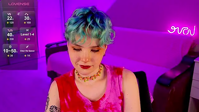 Snapshot of School_Love chatting on 12.18.24 School Love online show from 12.18.24