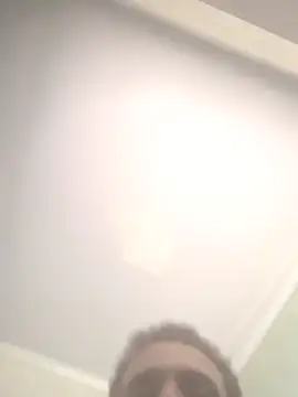 Snapshot of jhonmenas14 chatting on 09.10.25 jhonmenas14 online show from 09.10.25