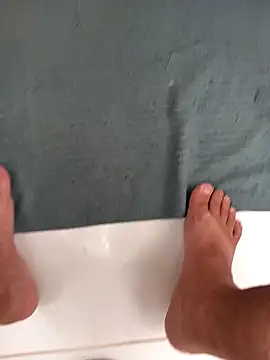 lobomisterioso13 online show from 12.18.24