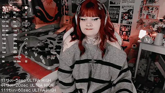 Snapshot of noori__hope chatting on 02.16.26 noori hope online show from 02.16.26