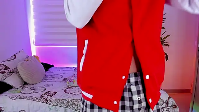 aldrinwhite online show from 10.05.25