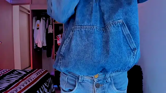 aldrinwhite online show from 12.19.25