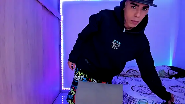 aldrinwhite online show from 01.16.26