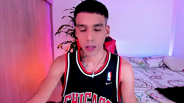 Snapshot of aldrinwhite chatting on 07.17.26 aldrinwhite online show from 07.17.26