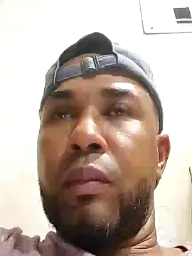 Snapshot of Frankie0880 chatting on 01.02.25 Frankie0880 online show from 01.02.25