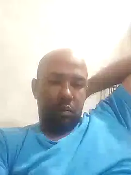 Snapshot of Frankie0880 chatting on 01.10.25 Frankie0880 online show from 01.10.25