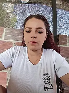 Snapshot of Mommy-Hot chatting on 07.18.26 Mommy-Hot online show from 07.18.26